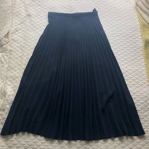 & other stories navy blue pleated midi skirt